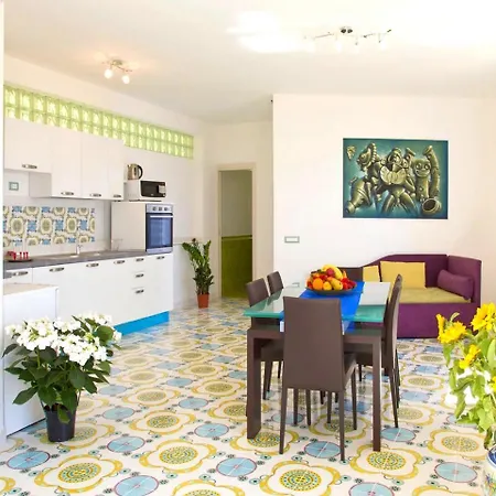 Chalet Del Sole Apartment